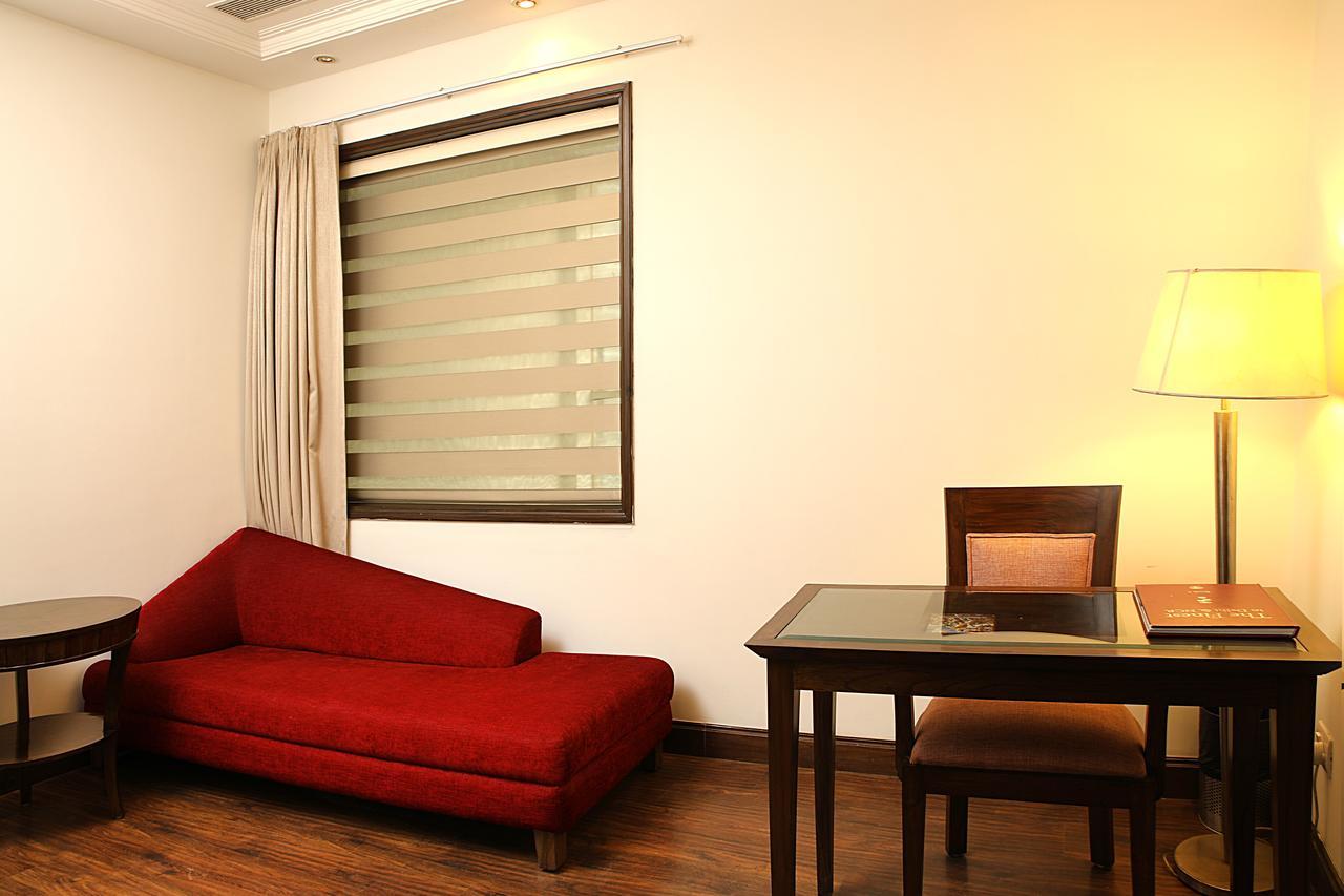 Inde Hotel Signature Tower Gurgaon Extérieur photo