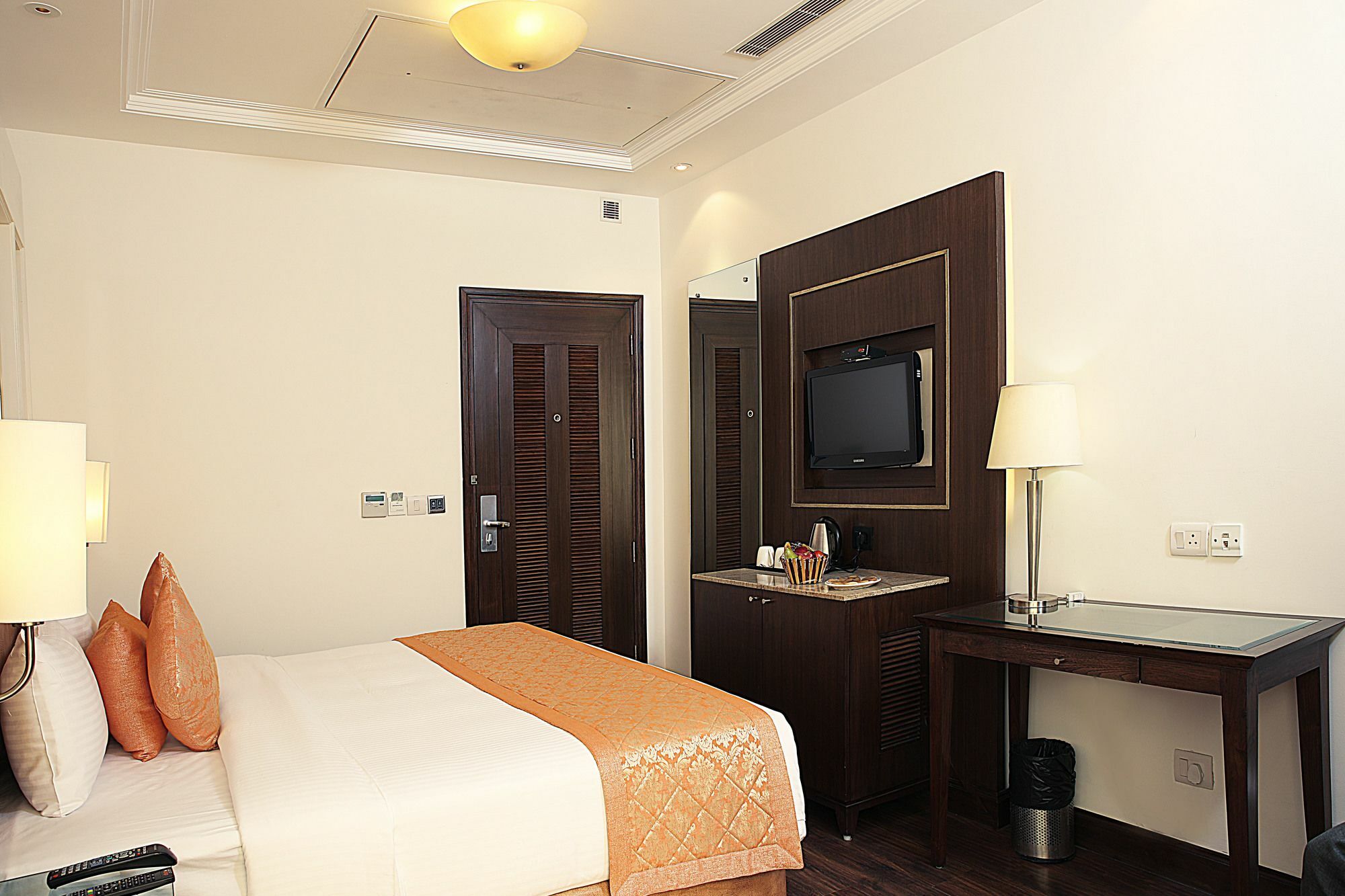 Inde Hotel Signature Tower Gurgaon Extérieur photo